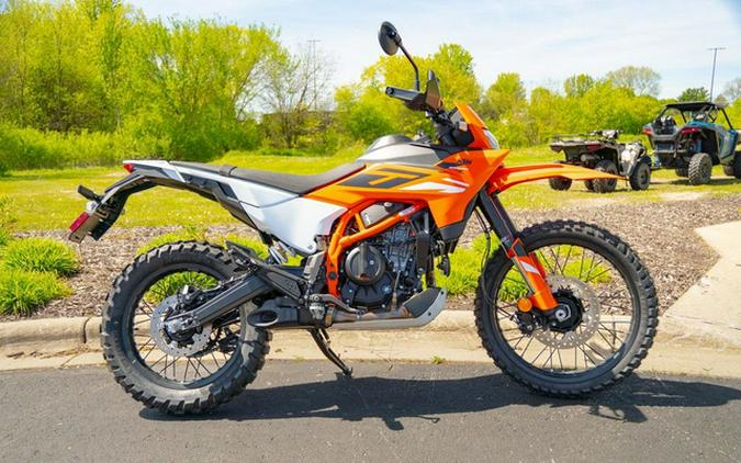 2026 KTM Enduro 390 R