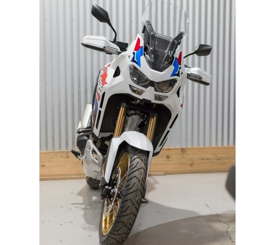 2025 Honda Africa Twin Adventure Sports ES