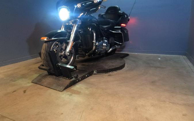 2014 Harley-Davidson Electra Glide Ultra Classic 105th Anniversary Copper Pearl & Vivid Black