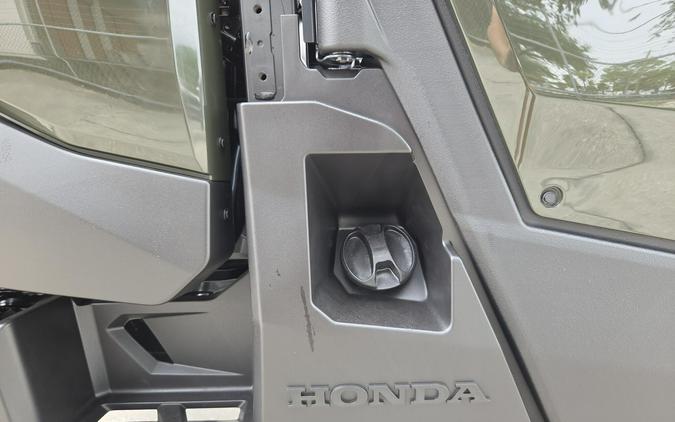 2026 Honda Pioneer 1000 Deluxe