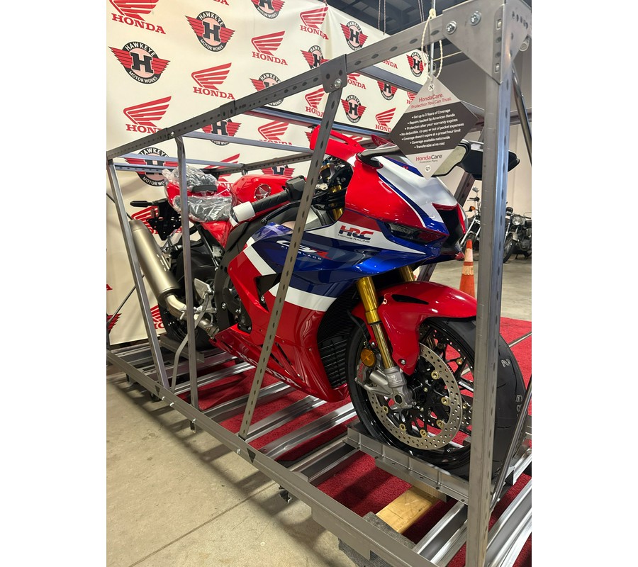 2026 Honda CBR1000RR-R Fireblade SP