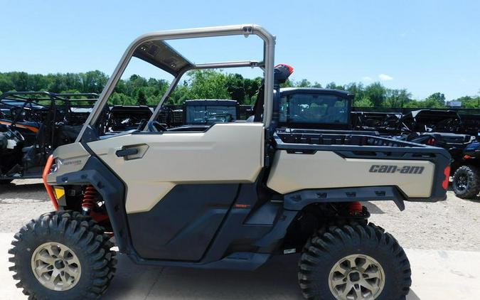 2023 Can-Am® Defender X mr with Doors HD10