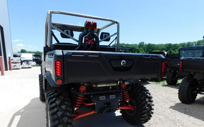 2023 Can-Am® Defender X mr with Doors HD10