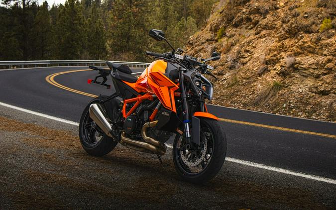 2024 KTM 1390 Super Duke R Evo First Look [17 Fast Facts]