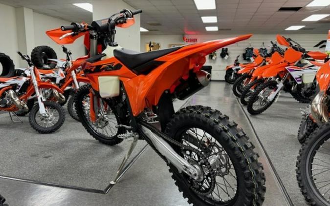 2025 KTM XC 125