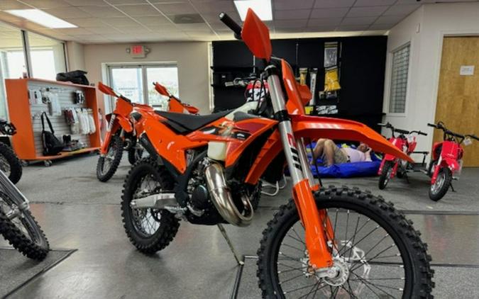 2025 KTM XC 125