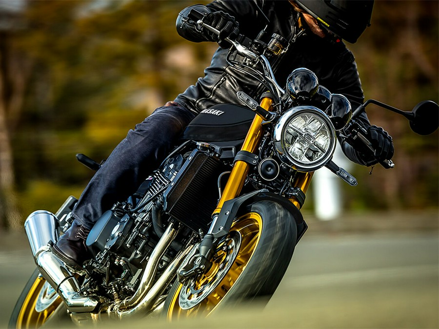 2025 Kawasaki Z900RS SE ABS