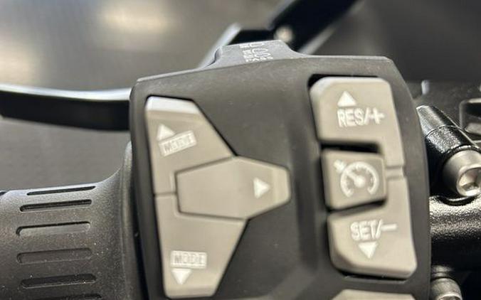 2025 Kawasaki Ninja® ZX™-10R KRT Edition