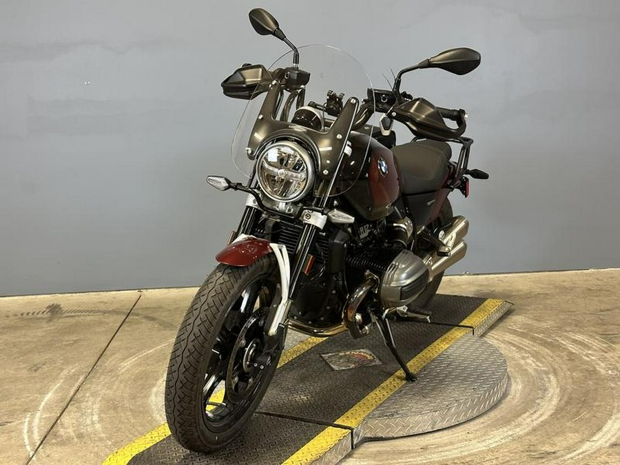 2024 BMW R 12 Aventurin Red Metallic