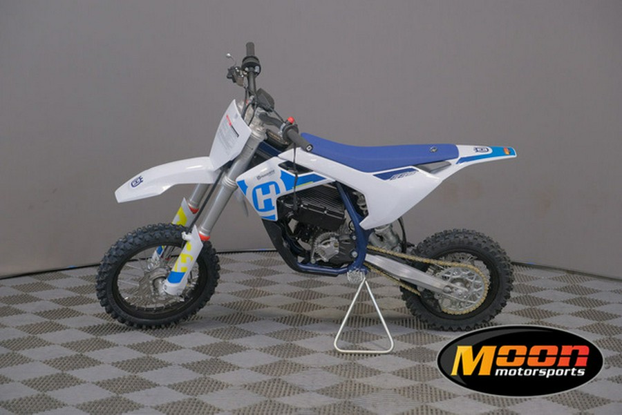 2024 Husqvarna EE 5