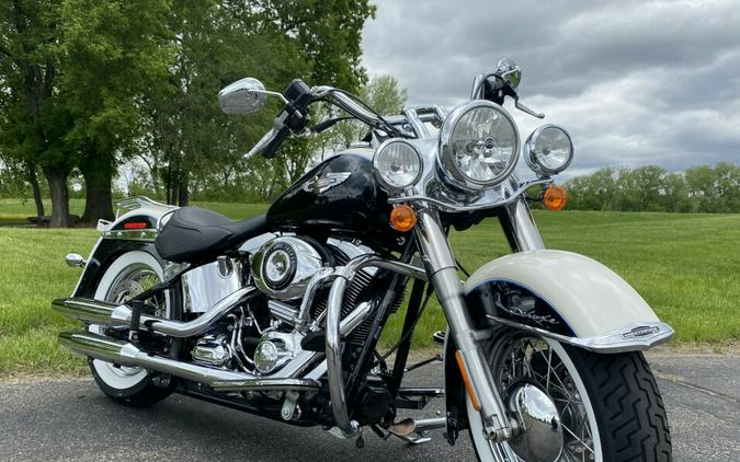 2013 Harley-Davidson Softail Deluxe Two-Tone Birch White/Midnight Pearl