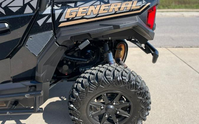 2022 Polaris Industries GENERAL XP 1000 Deluxe Black Crystal