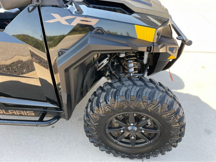 2022 Polaris Industries GENERAL XP 1000 Deluxe Black Crystal