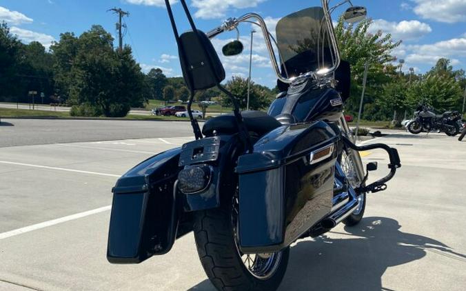 2006 Harley-Davidson Street Bob Vivid Black