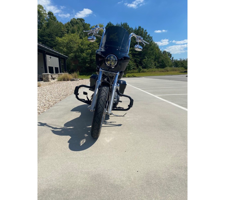 2006 Harley-Davidson Street Bob Vivid Black