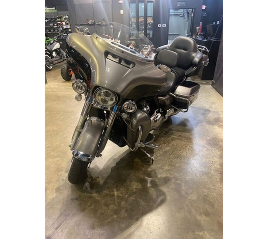 2017 Harley-Davidson Touring FLHTCU - Electra Glide Ultra Classic