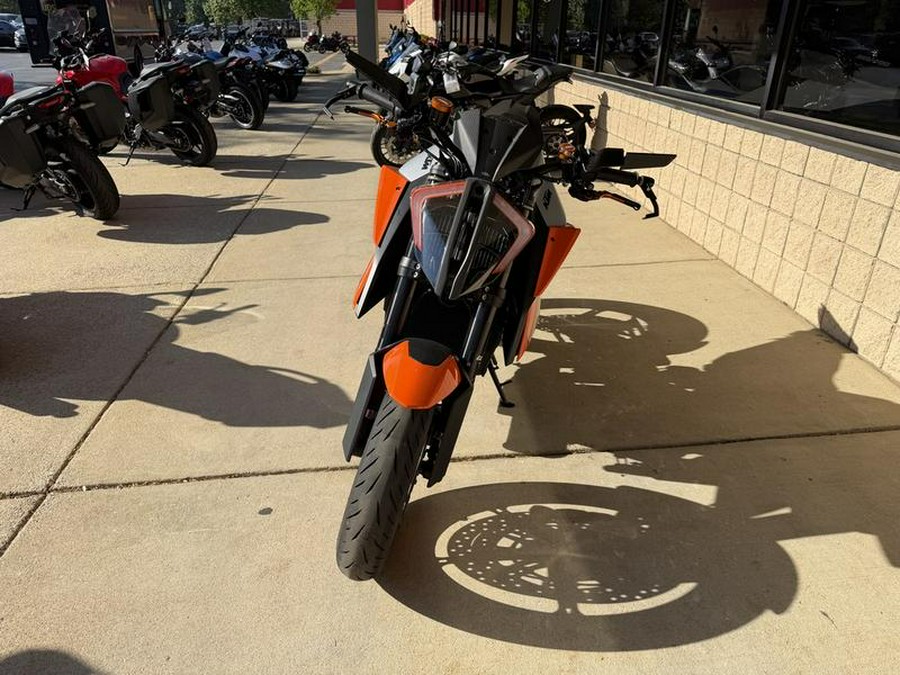 2023 KTM 1290 Super Duke R Evo