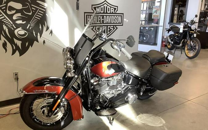 2025 Harley-Davidson® FLHC - Heritage Classic