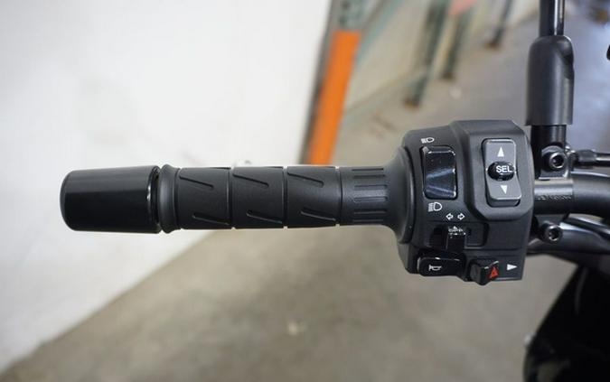 2025 Kawasaki Z900RS Cafe ABS