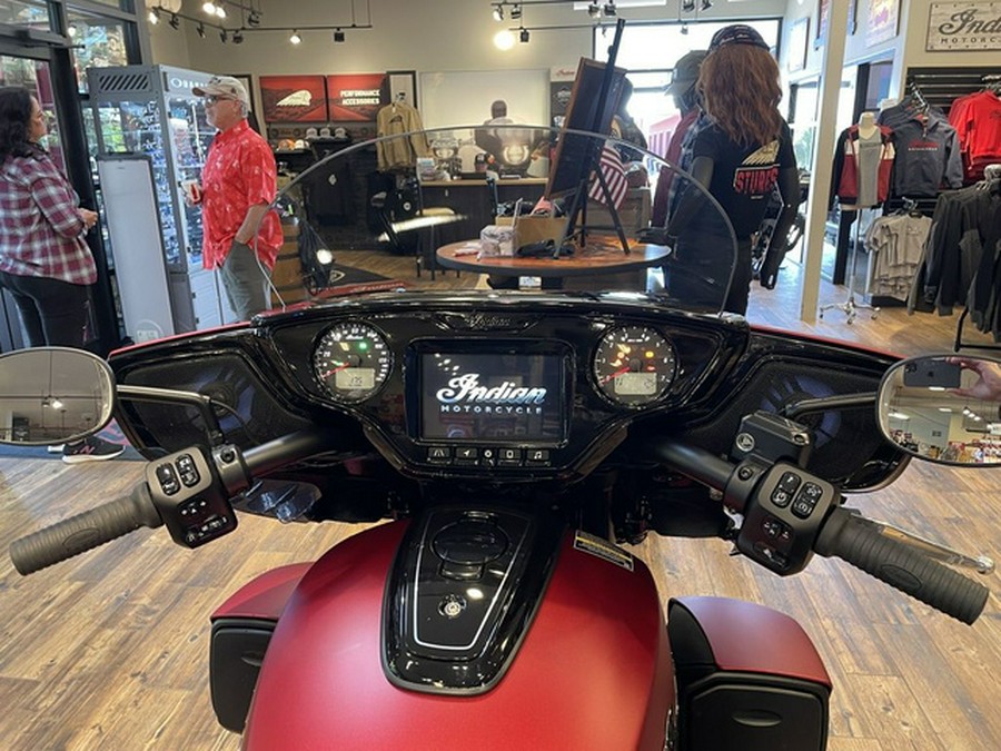 2025 Indian Roadmaster Powerplus Dark Horse 112 W/Powerband