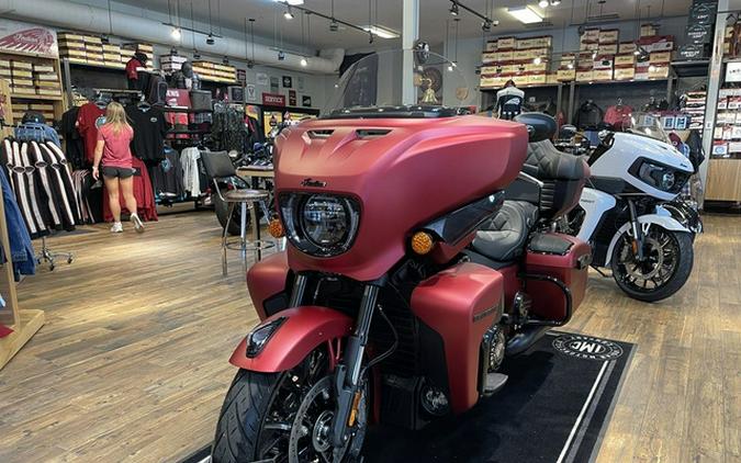 2025 Indian Roadmaster Powerplus Dark Horse 112 W/Powerband