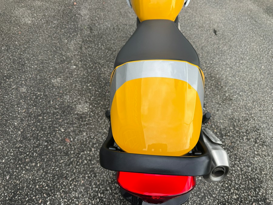 2026 Triumph Thruxton 400