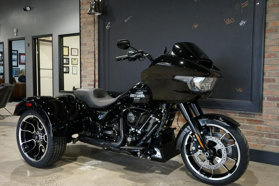 2026 Harley-Davidson® FLTRT - Road Glide® 3