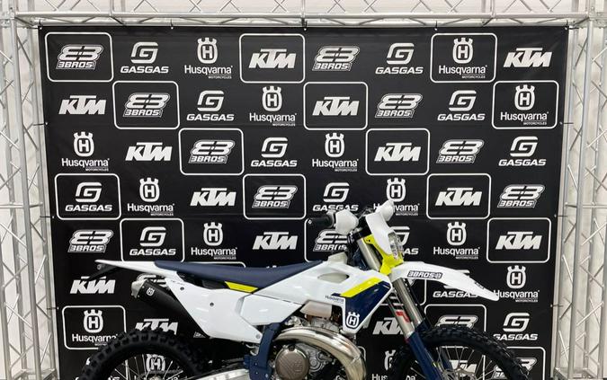 2025 Husqvarna Motorcycles TE 300