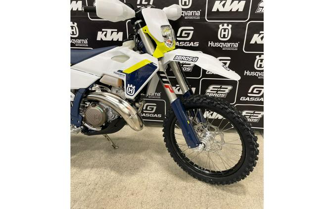 2025 Husqvarna Motorcycles TE 300