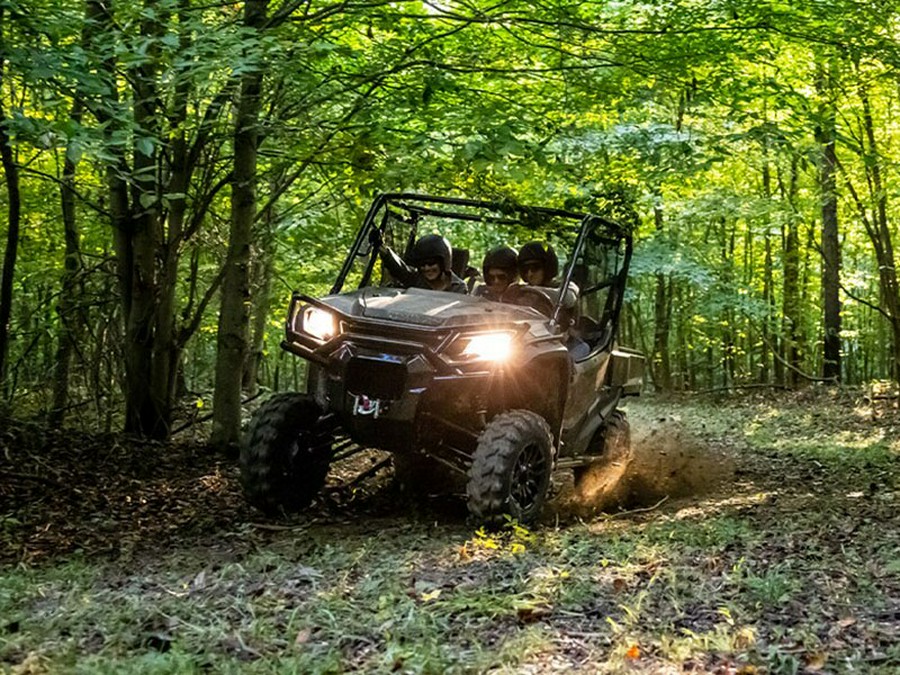 2023 Honda Pioneer 1000 Deluxe