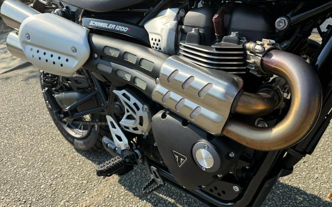 2025 Triumph Scrambler 1200 X