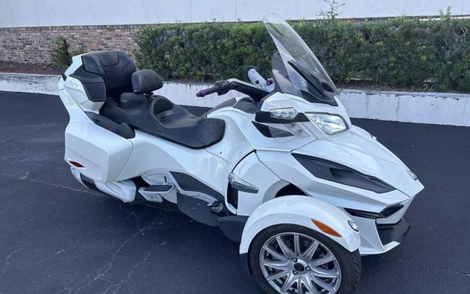 2017 Can-Am Spyder RT Limited 6-Speed Semi-Automatic (SE6)