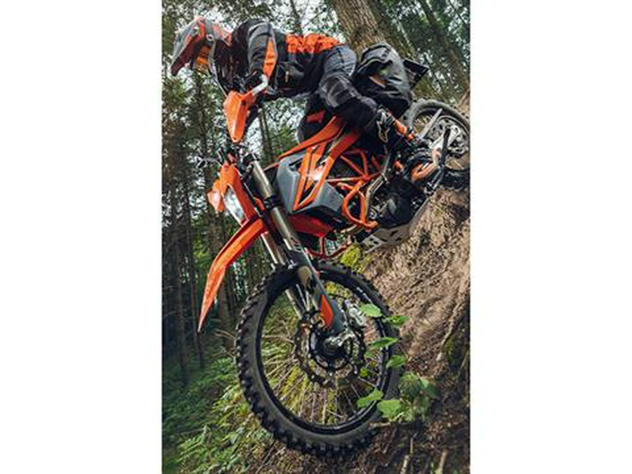 2024 KTM 690 Enduro R