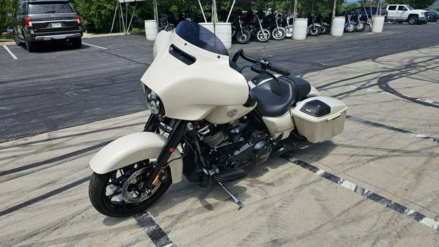 2022 Harley-Davidson FLHXS - Street Glide Special