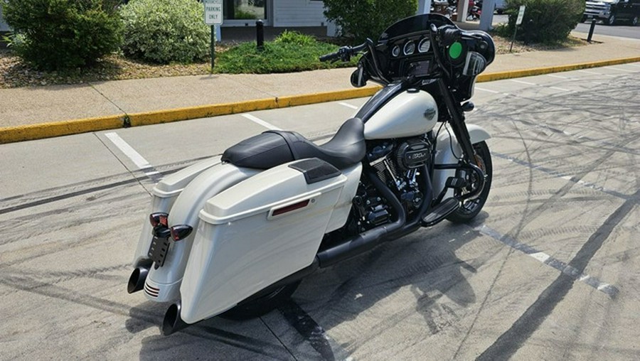 2022 Harley-Davidson FLHXS - Street Glide Special