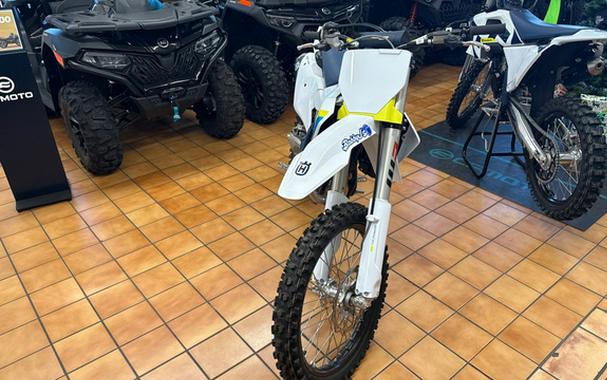 2025 Husqvarna Motorcycles FC 450