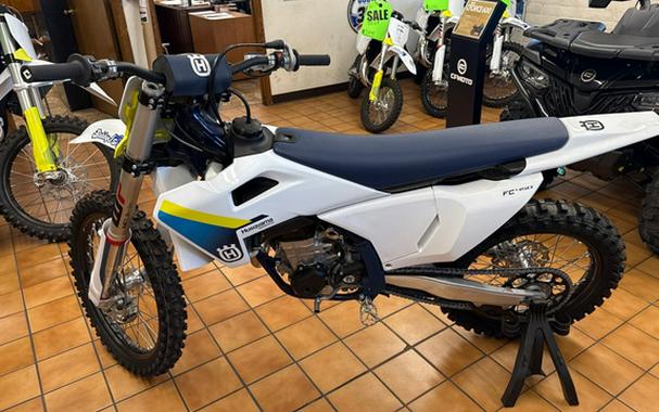 2025 Husqvarna Motorcycles FC 450
