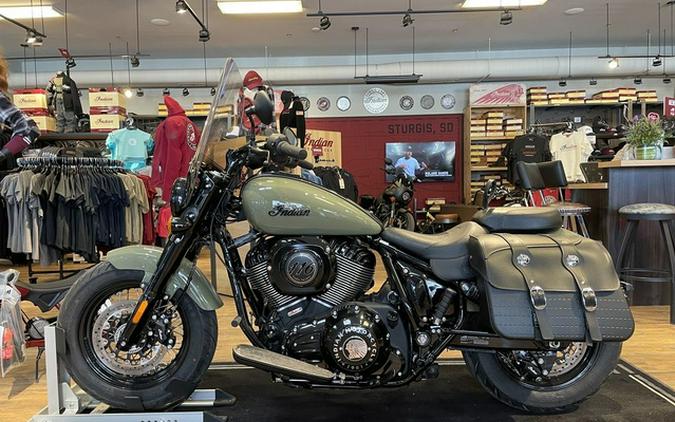 2025 Indian Super Chief Dark Horse Moss Green