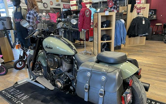 2025 Indian Super Chief Dark Horse Moss Green