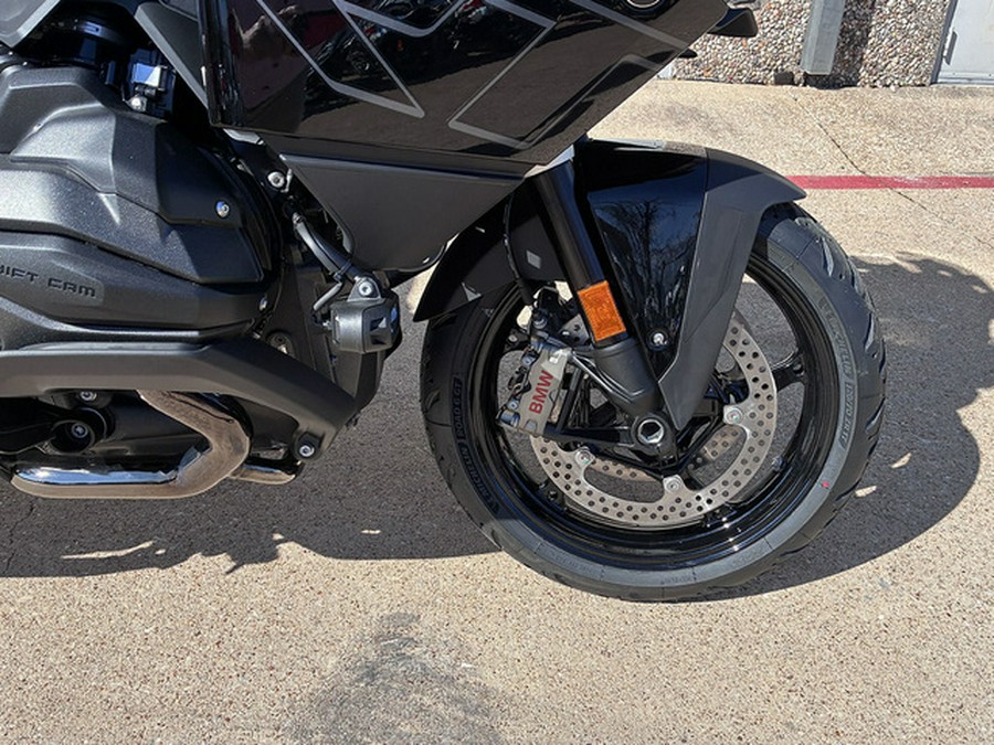2026 BMW R 1300 RT Triple Black