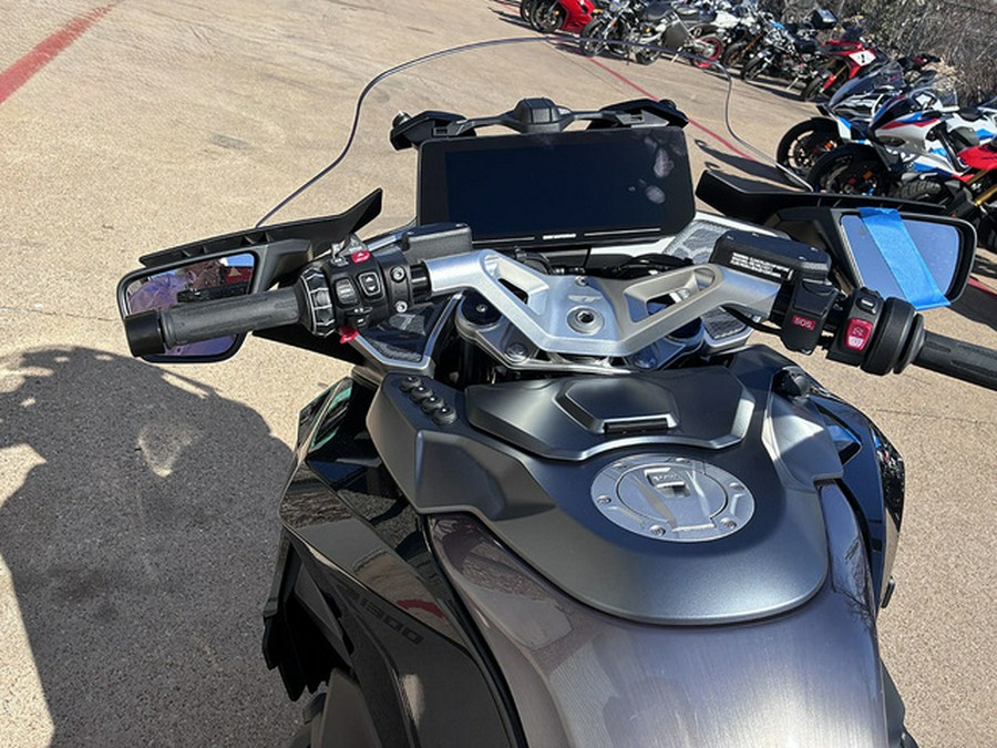 2026 BMW R 1300 RT Triple Black