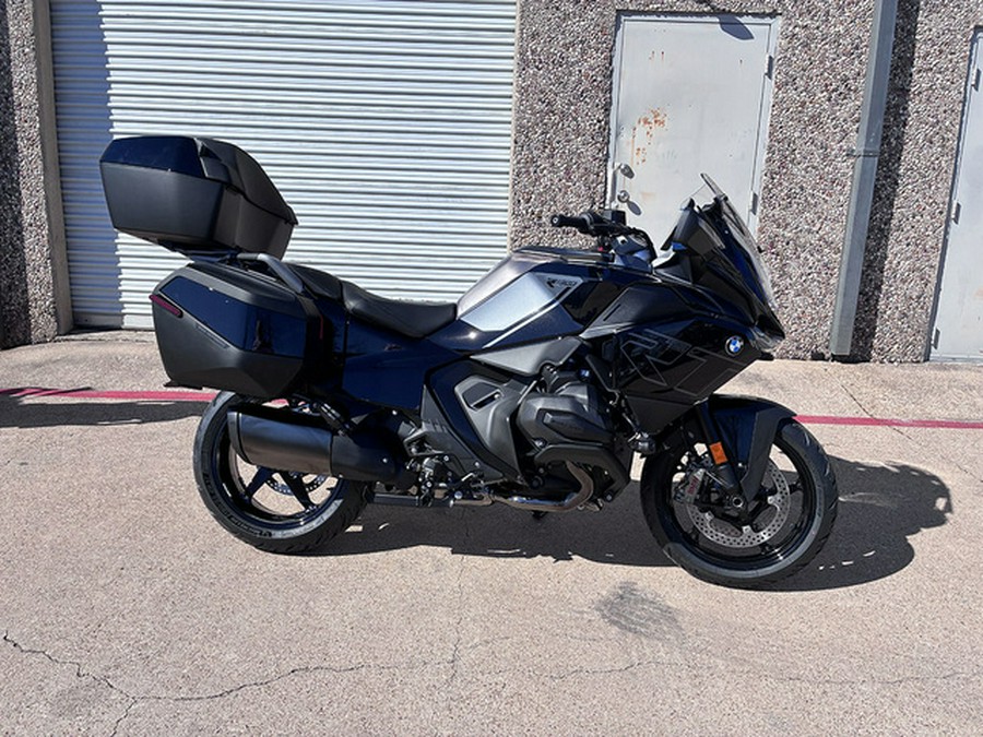 2026 BMW R 1300 RT Triple Black