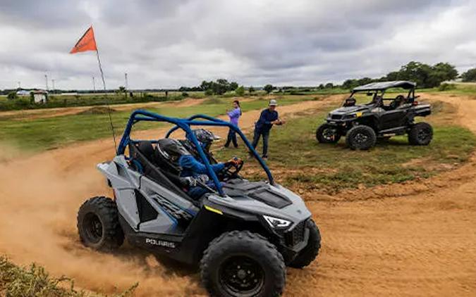 2026 POLARIS RZR 200 EFI Storm Gray - PZ5318
