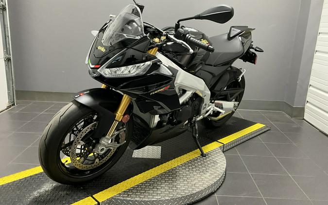 2022 Aprilia Tuono V4