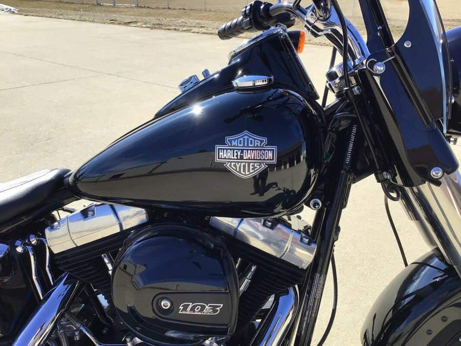 FLS 2017 Softail Slim®