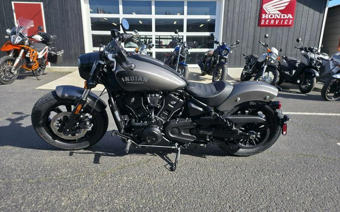 2026 Indian Scout Bobber Limited +Tech Heavy Metal Smoke