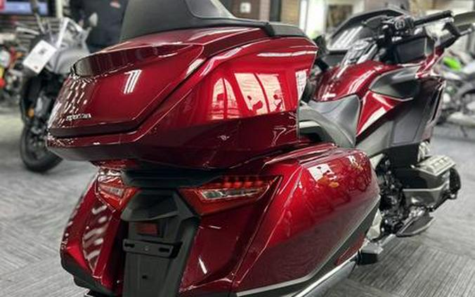 2018 Honda® Gold Wing Tour Candy Ardent Red