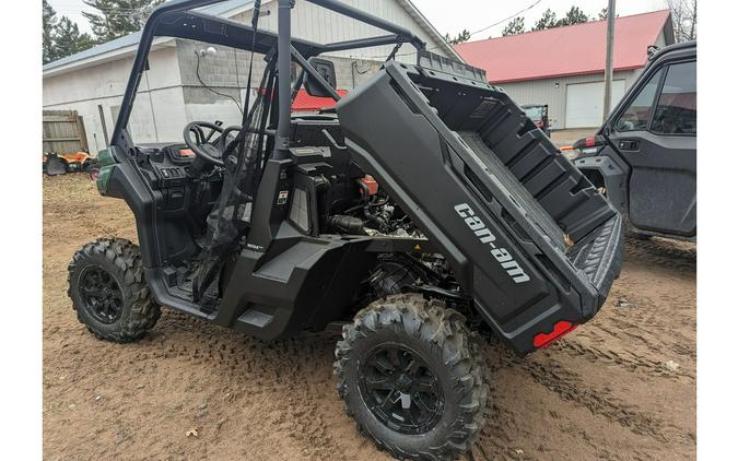 2023 Can-Am Defender DPS HD10