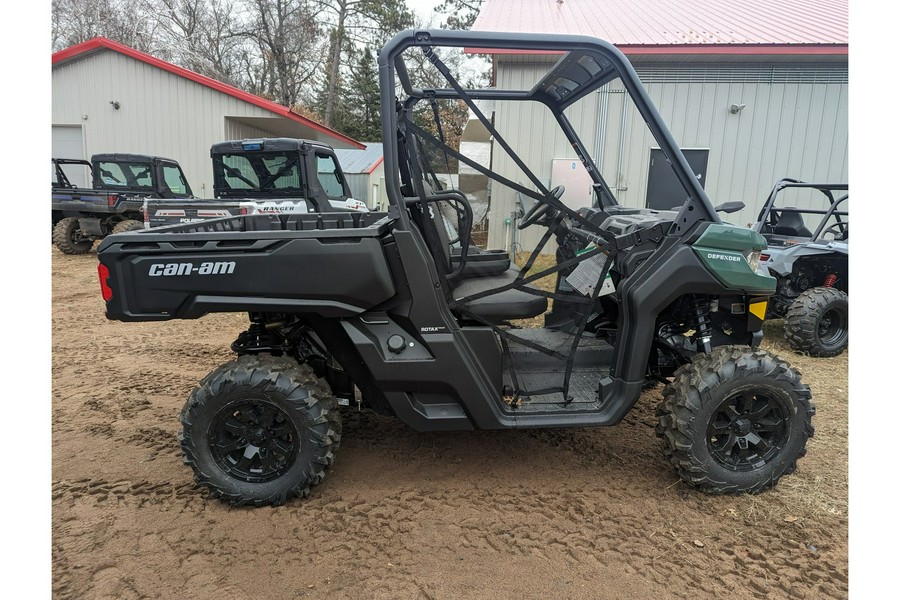 2023 Can-Am Defender DPS HD10
