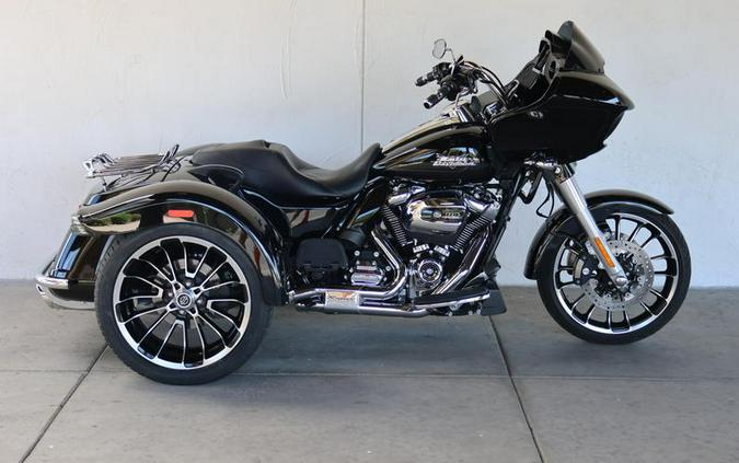 2023 Harley-Davidson® FLTRT - Road Glide® 3
